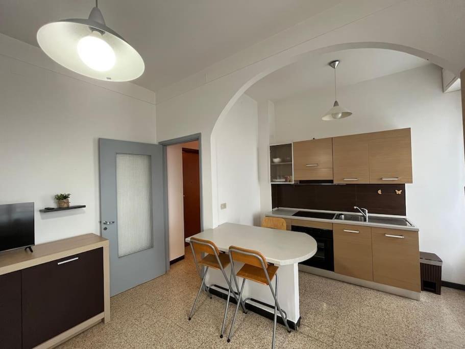 Appartement La Casa Di Alice à Verceil Extérieur photo